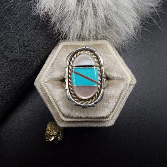 TURQUOISE MOP Ring | Vintage - Native - Sterling | Coral, Jet & Turquoise - Picture 1 of 7